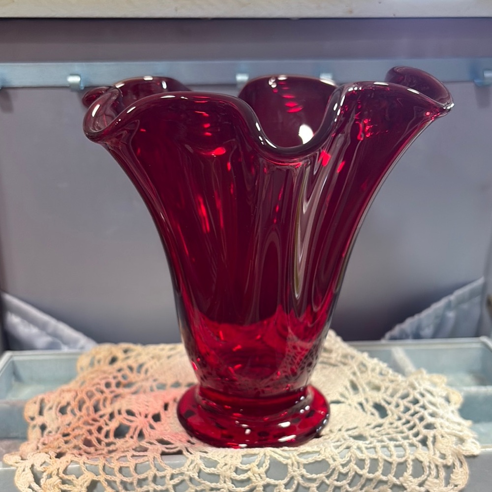 Elegant Red Glass Handkerchief Vase
9